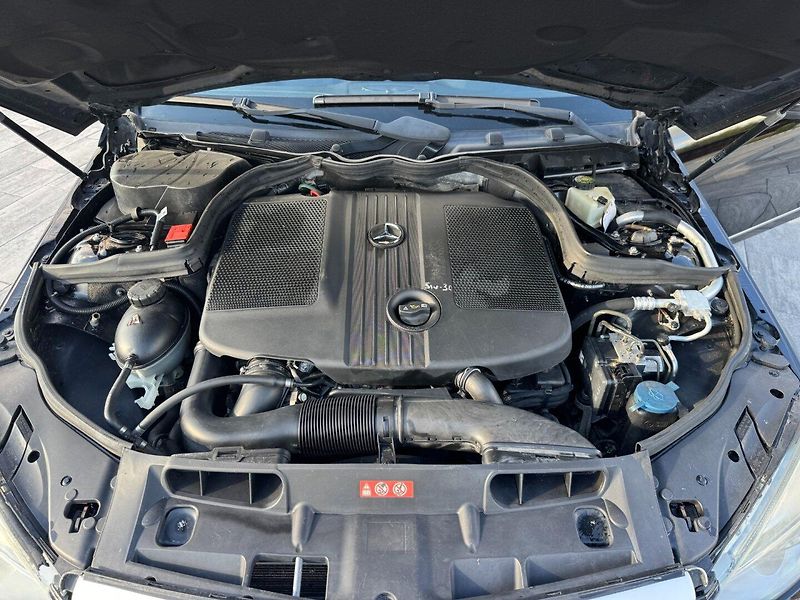 Mercedes-Benz Třídy C (2010) AMG 2,2 CDI 125 KW Automat - fotka 30 z 31