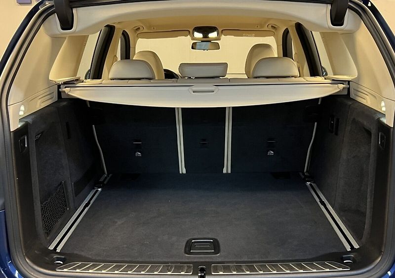 BMW X3 2,0 xDrive20d xLine AT - fotka 12 z 18
