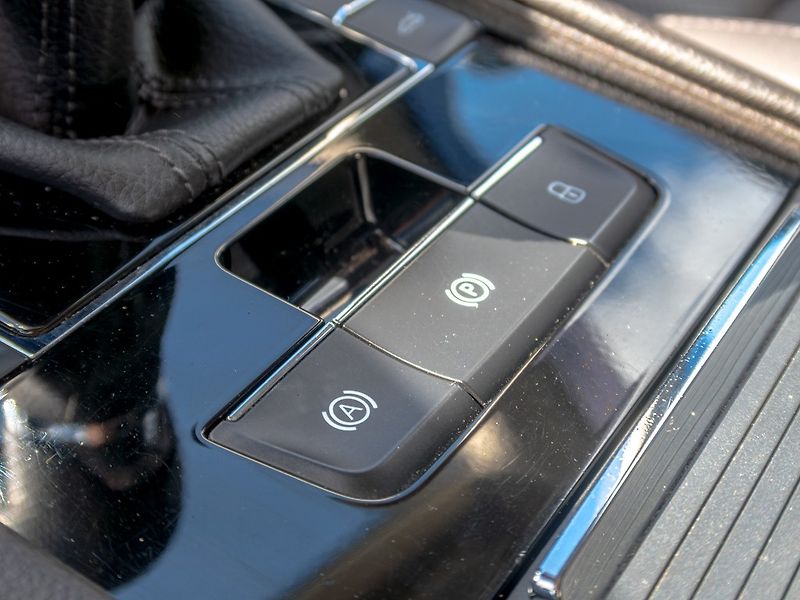 Škoda Superb (2017) 12/17 ČR 2.0TDI–LAURIN KLEMENT - fotka 29 z 58
