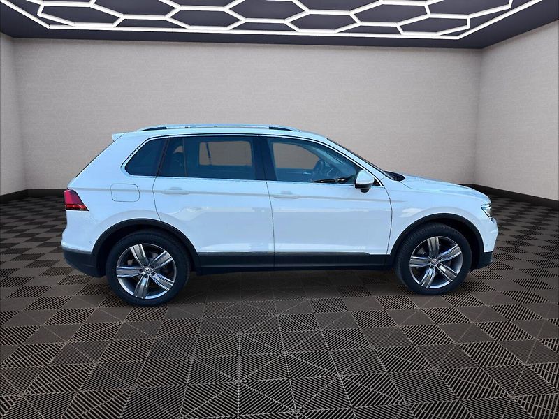 Volkswagen Tiguan (2017) 2.0Tdi 140Kw DSG 4x4 - fotka 8 z 28