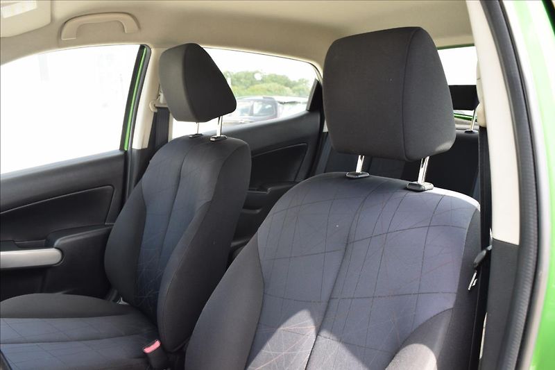 Mazda 2 1,4 I 55KW NOVÁ STK KLIMA - fotka 14 z 39
