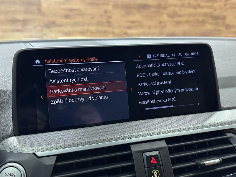 BMW X4 3.0D xDRIVE M-SPORT LED - fotka 23 z 30