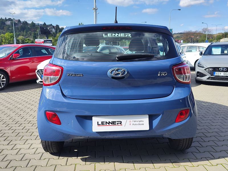 Hyundai i10 1.0i/49kW Family Plus - fotka 6 z 26