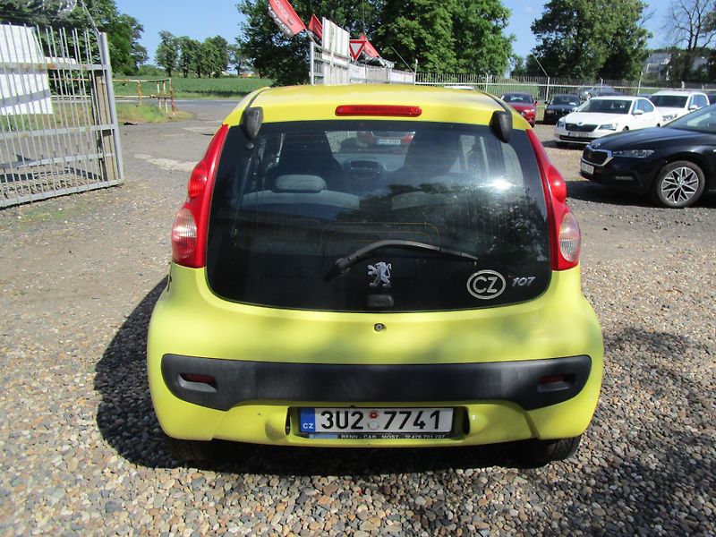 Peugeot 107 - fotka 4 z 14