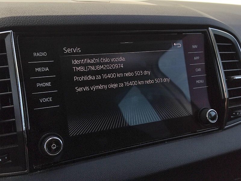 Škoda Karoq (2020) Style Dynamic 2,0 Tdi 110 Kw - fotka 9 z 34