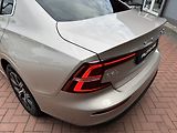 Volvo S60 (2024) 2.0i B4 Core Ad.LED Kamera - náhled 40