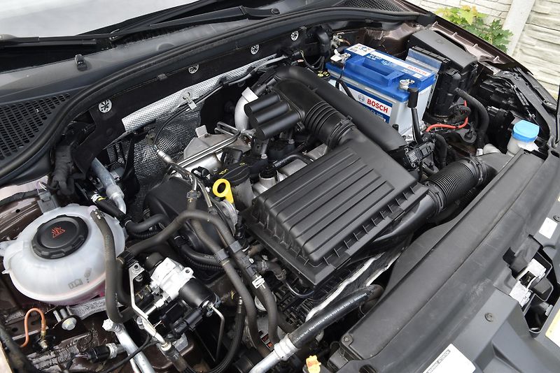 Škoda Octavia 1.4 TSi G-TEC STYLE, NAVI, LED - fotka 46 z 48