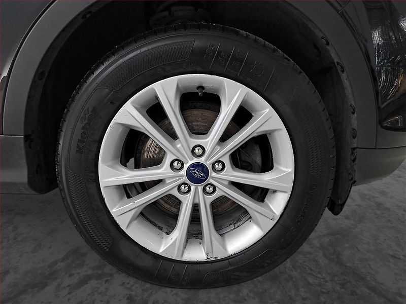 Ford Kuga (2018) 1.5 EcoBoost, ČR,1.maj - fotka 15 z 17