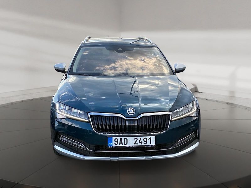 Škoda Superb (2022) SCOUT 2.0TDI 147kW 4x4 DSG DPH - fotka 2 z 11