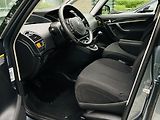 Citroën C4 Picasso 1.6i 88KW MANUÁL LED SENZORY - náhled 25