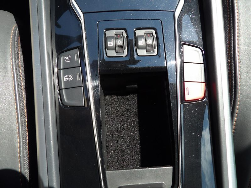 Peugeot 508 (2015) SW RXH 2,0 HDi 180 EAT6 - fotka 36 z 47