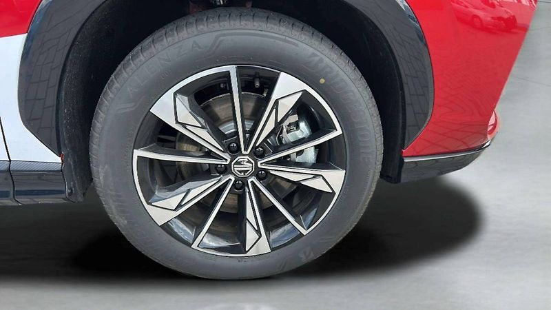 MG HS EXCLUSIVE Hybrid+ 1.5T (165 kW - fotka 24 z 28