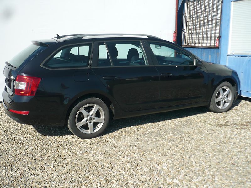Škoda Octavia 2.0TDI 110Kw Serviska Manuál - fotka 6 z 29