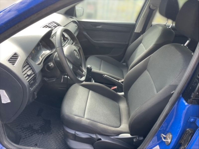 Škoda Fabia 1,0 TSI Active - fotka 7 z 11