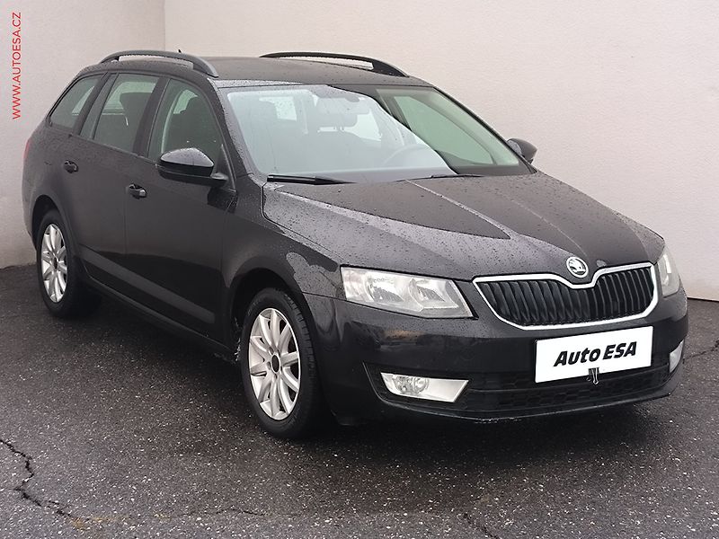 Škoda Octavia (2015) 2.0 TDi, Ambition, DSG, navi - fotografie inzerátu