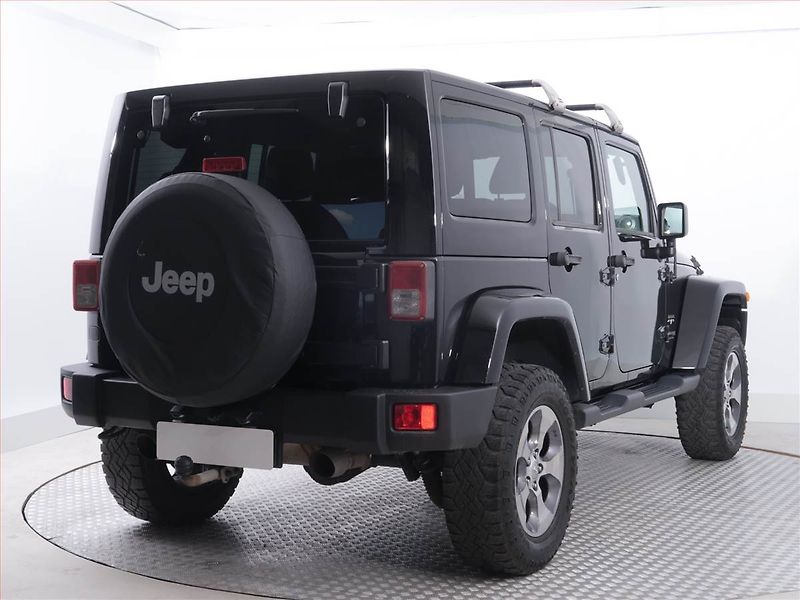 Jeep Wrangler (2018) 3.6 V6 - fotka 5 z 20