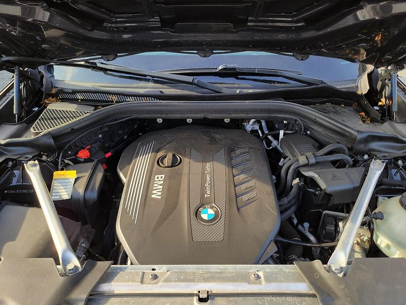 BMW X4 xDrive 30d 195kW M SPORT *ČR - fotka 36 z 48