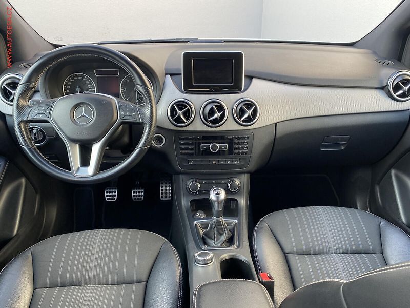 Mercedes-Benz Třídy B (2012) 1.8CDi, ČR, servis.kniha - fotka 8 z 17