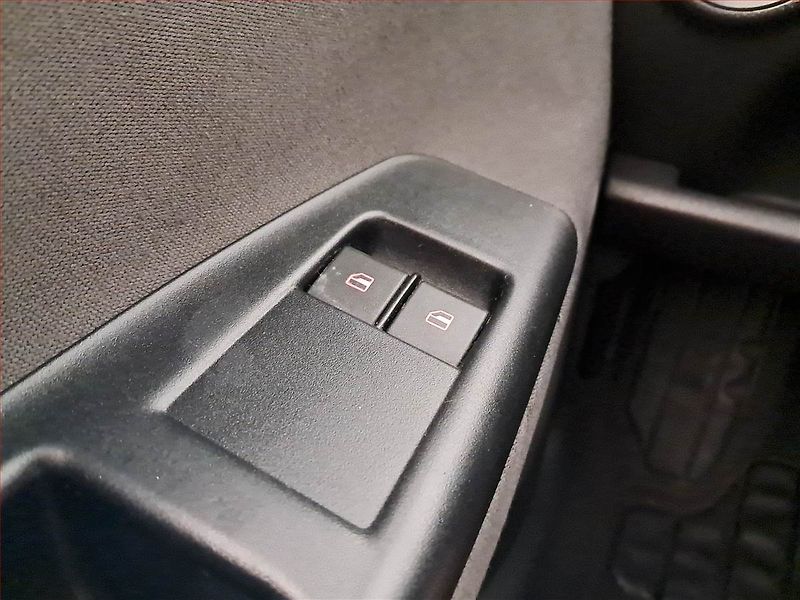 Volkswagen Polo (2006) Trend 1.2 12V, po STK, Klima - fotka 15 z 15