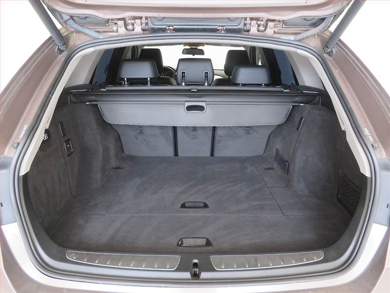 BMW Řada 3 (2013) 320 d, Navi, Tempomat - fotka 14 z 17