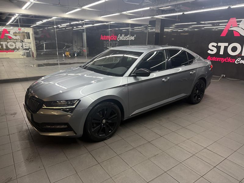 Škoda Superb (2021) - fotka 1 z 9