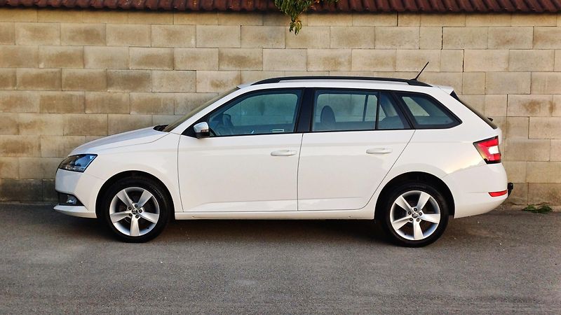Škoda Fabia combi TSI 70kW-NAVIGACE-TZ-DPH - fotka 8 z 50