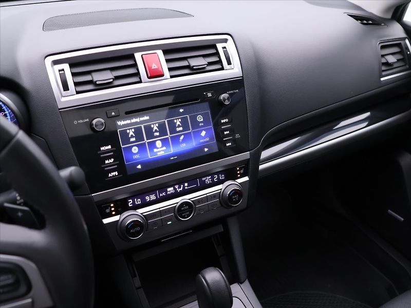 Subaru Outback 2,5 i 129kW Aut. AWD CZ Sport - fotka 23 z 36