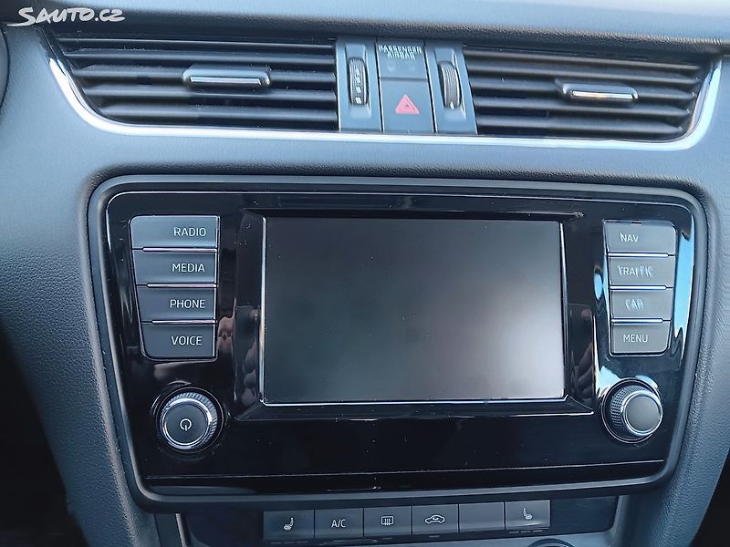 Škoda Octavia 1.6 TDI 81kW - fotka 19 z 27