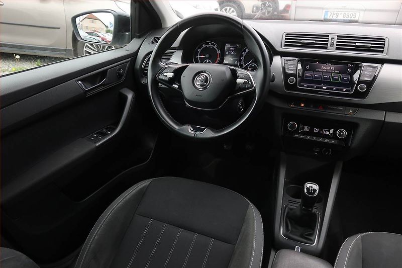 Škoda Fabia (2021) Style Plus 1.0 TSI, Serv.kniha - fotka 7 z 16