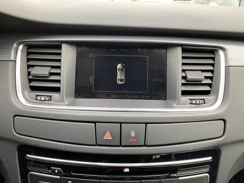 Peugeot 508 SW 2.0HDi PANORAMA NAVI KLIMA - fotka 23 z 45