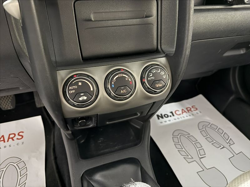 Honda CR-V 2,2   CTDI 4X4 EXCLUSIVE TZ - fotka 14 z 32