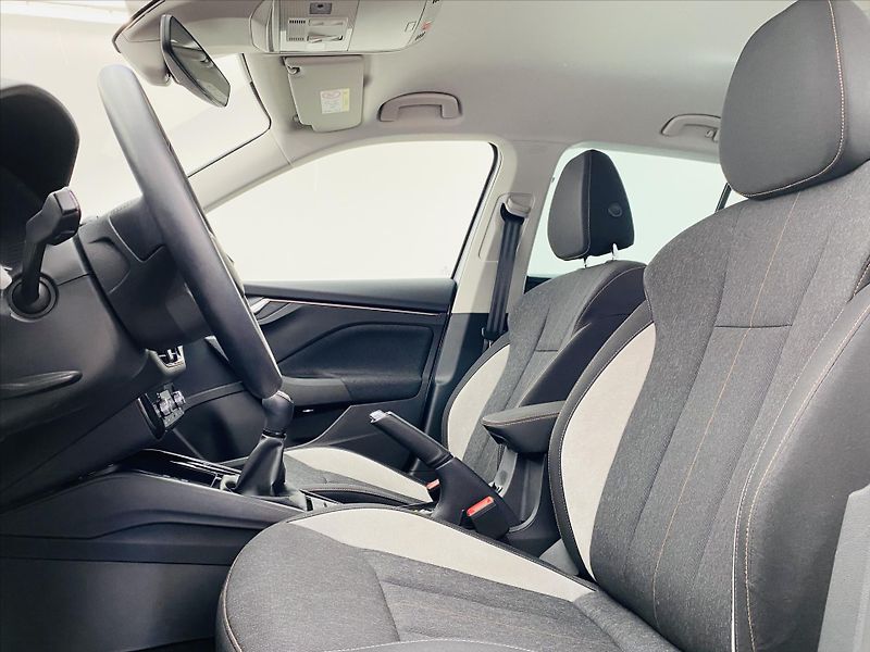 Škoda Kamiq 1,0 TSI 85kW Top Selection - fotka 5 z 27