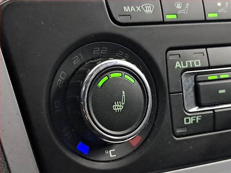 Škoda Octavia (2010) 1.4 TSI, Tempomat - fotka 16 z 16