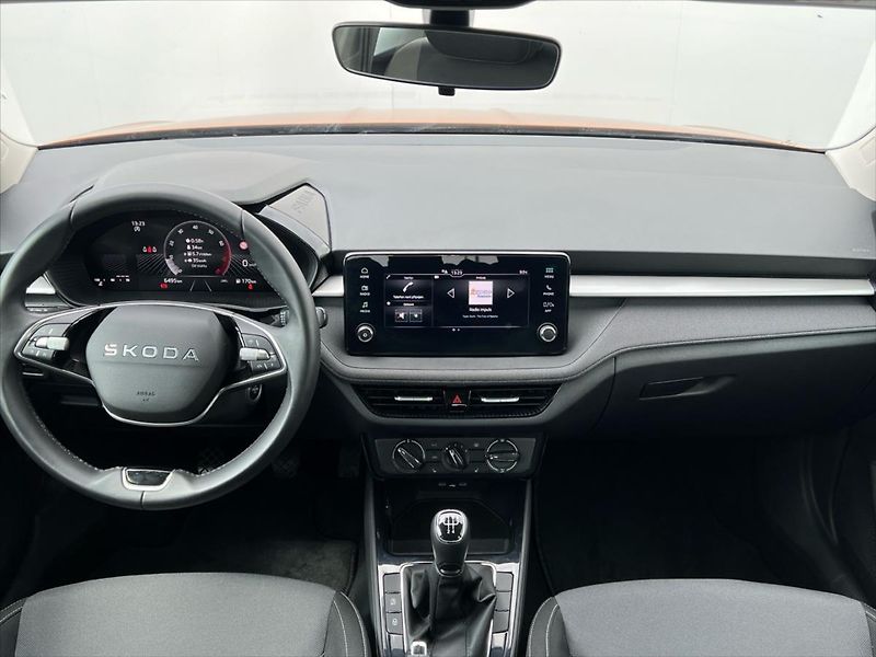 Škoda Fabia 1,0 TSi 70kW SELECTION  IV. - fotka 5 z 23