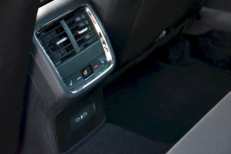 Škoda Octavia (2022) Combi 2.0 TDI 85 KW Style PLUS - fotka 12 z 26