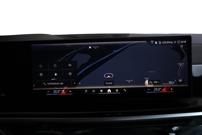 BMW X6 xDrive40d - fotka 11 z 31