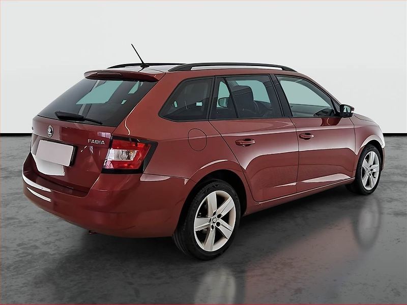 Škoda Fabia (2017) Style 1.2 TSI, Serv.kniha - fotka 5 z 18
