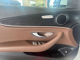 Mercedes-Benz Třídy E 300d - náhled 10