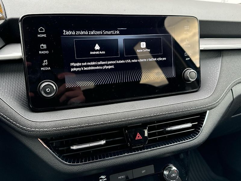 Škoda Fabia selection 1,0 TSI DSG - fotka 21 z 25