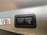 Toyota C-HR 2.0 Plug - in Hybrid ( 220k ) - náhled 8