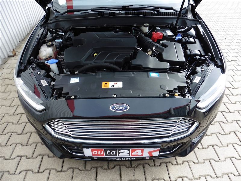 Ford Mondeo 2,0 TDCi Combi Titanium - fotka 13 z 16