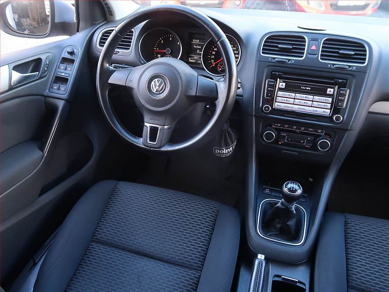 Volkswagen Golf (2010) 1.6 TDI, Serv.kniha - fotka 7 z 14