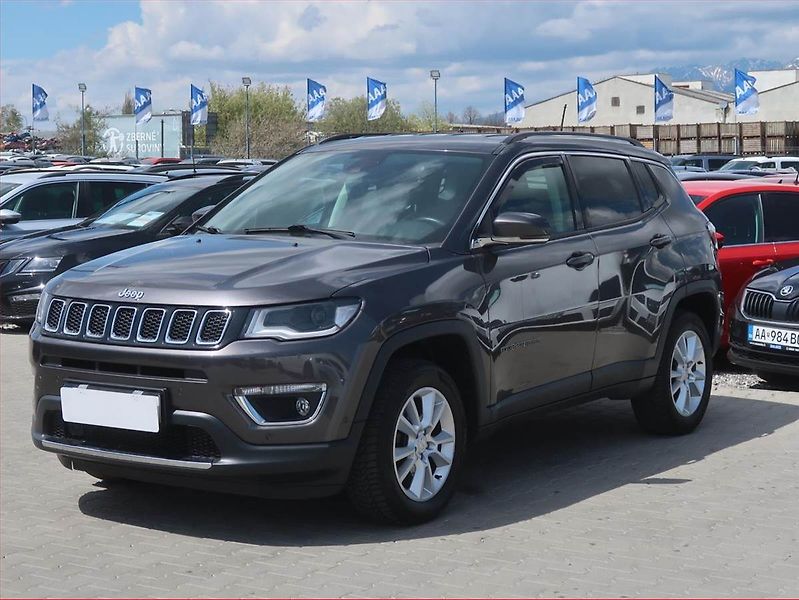 Jeep Compass (2019) 2.0 MultiJet, 4X4, Serv.kniha - fotka 2 z 16