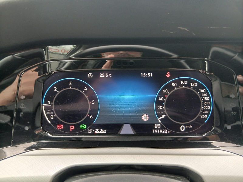 Volkswagen Golf 8, 2.0tdi, automat, ALU 17