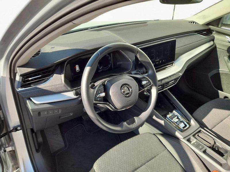 Škoda Octavia Combi M-HEV Style Plus Navi 1. - fotka 22 z 29