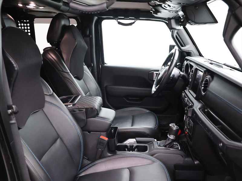 Jeep Wrangler 2,0 4xe 200kW Unlim. Rubicon C - fotka 12 z 34