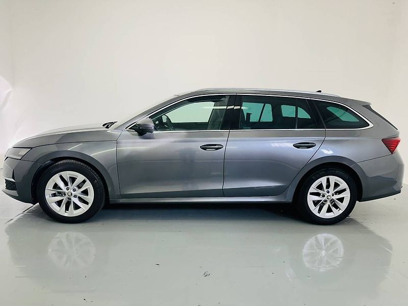 Škoda Octavia Combi Top Selection 2,0 TDI/11 - fotka 3 z 35