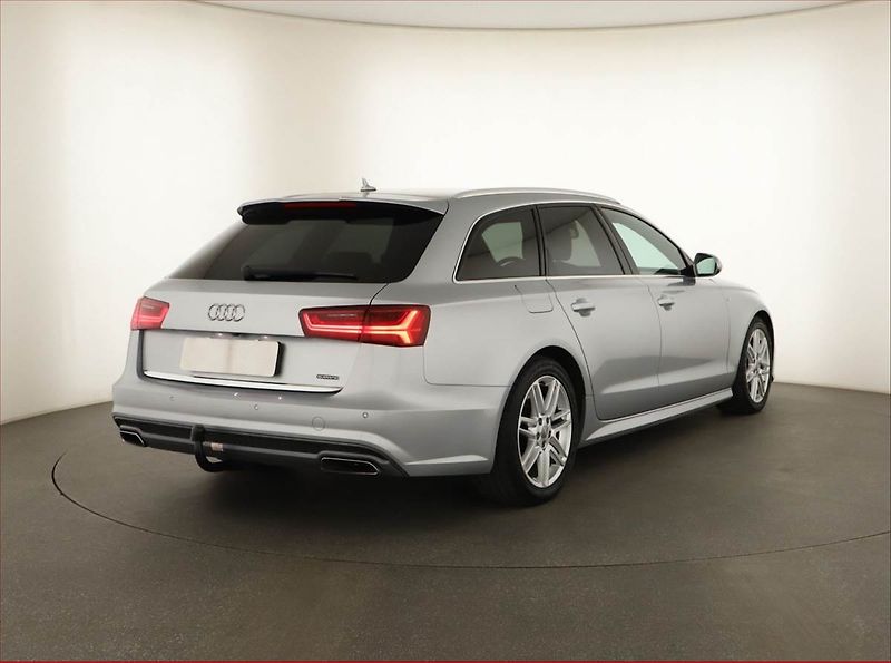 Audi A6 (2019) S line 3.0 TDI - fotka 5 z 18