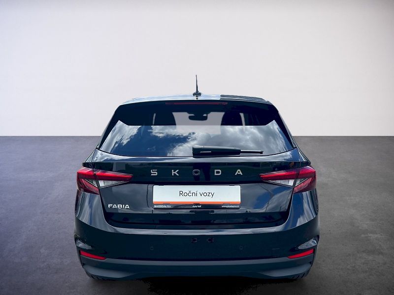 Škoda Fabia (2025) Top Selection 1.0TSi 85kW 6°ma - fotka 10 z 29
