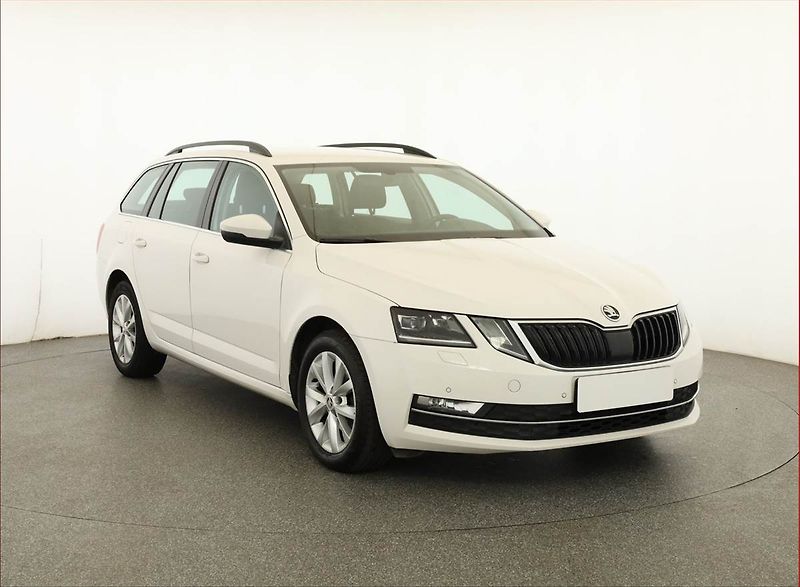 Škoda Octavia (2018) 1.6 TDI, Serv.kniha, Tempomat - fotografie inzerátu